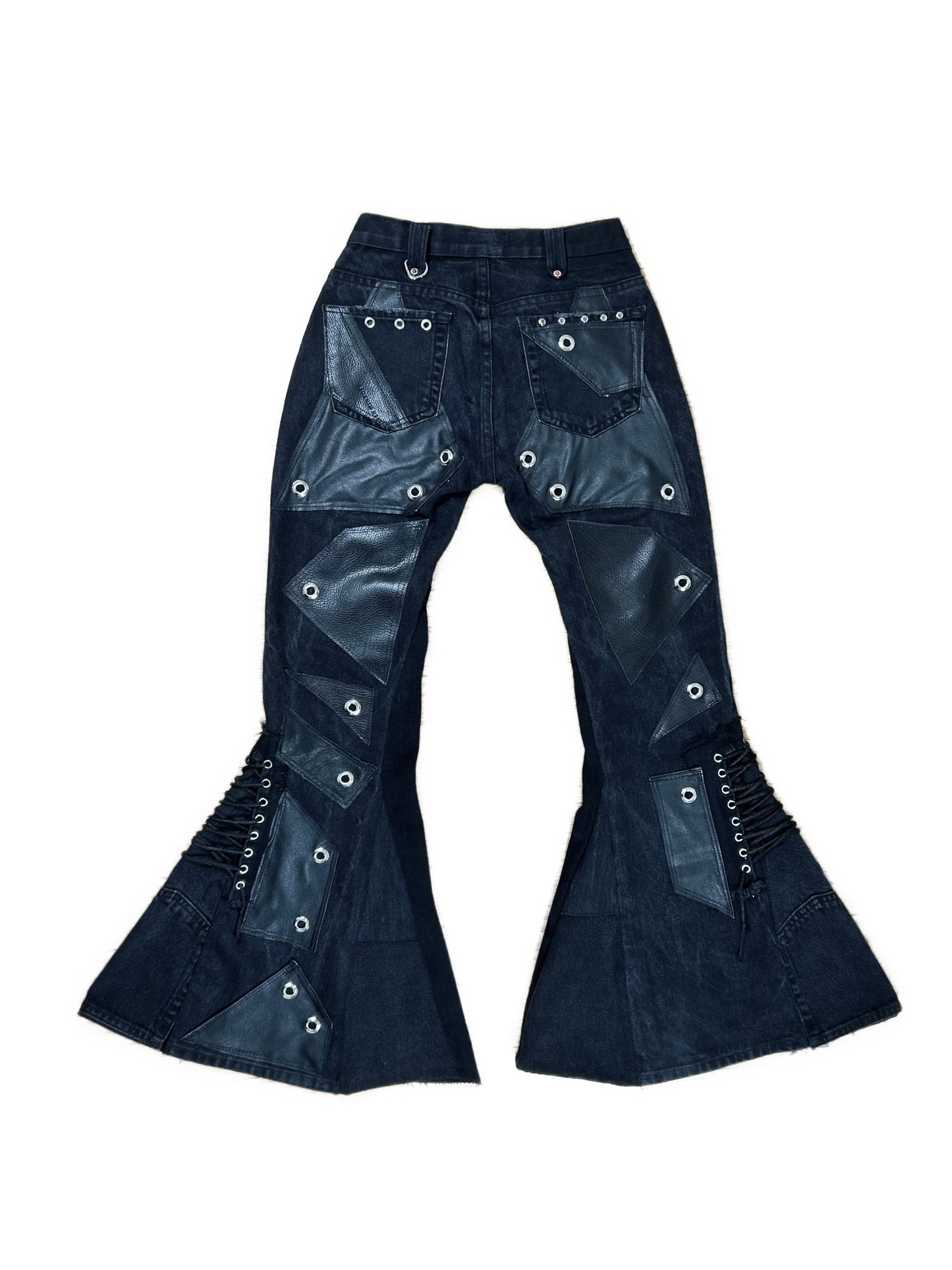 BLACK FLARED DENIM