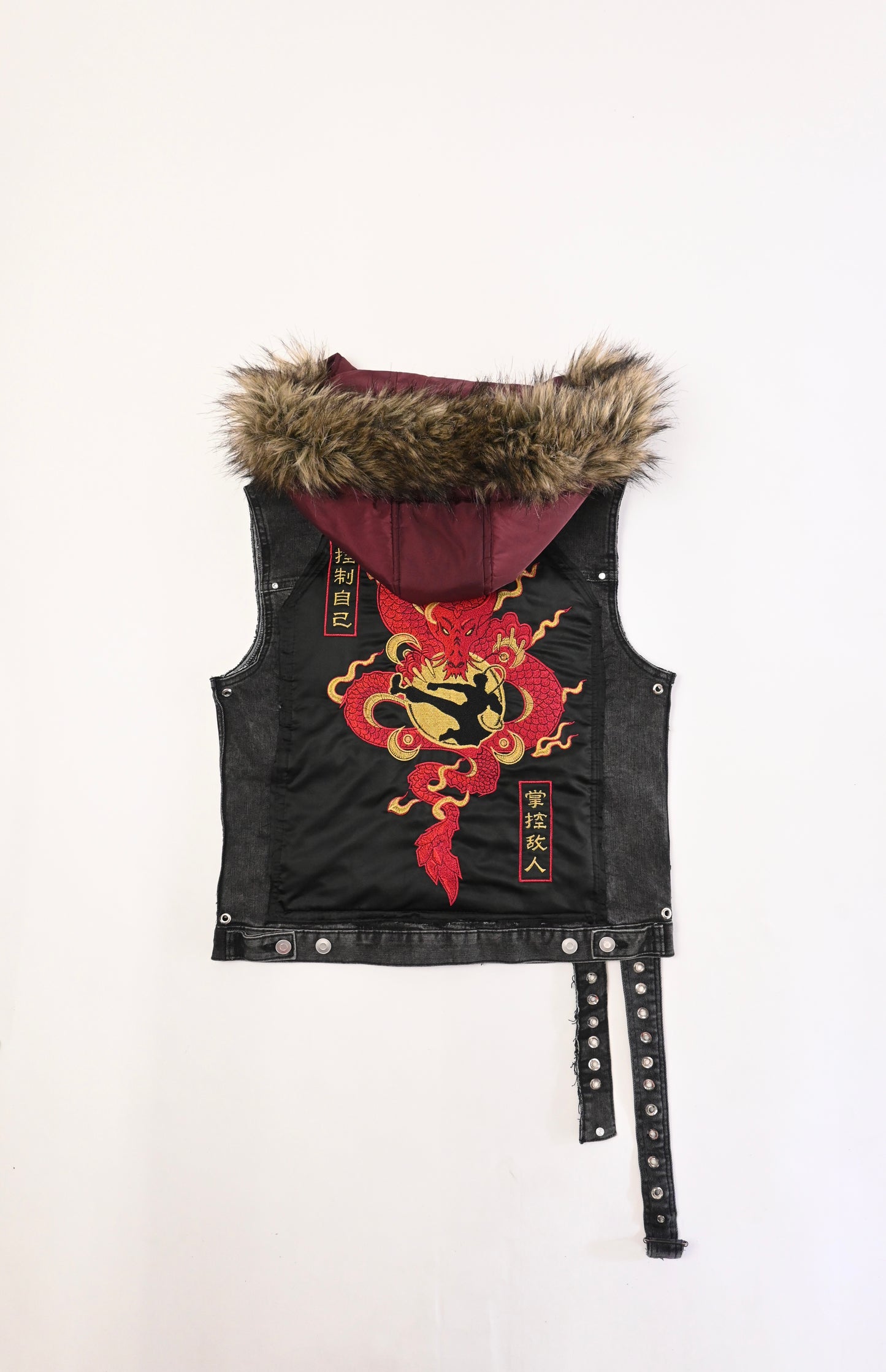 TIEN VEST (size S)