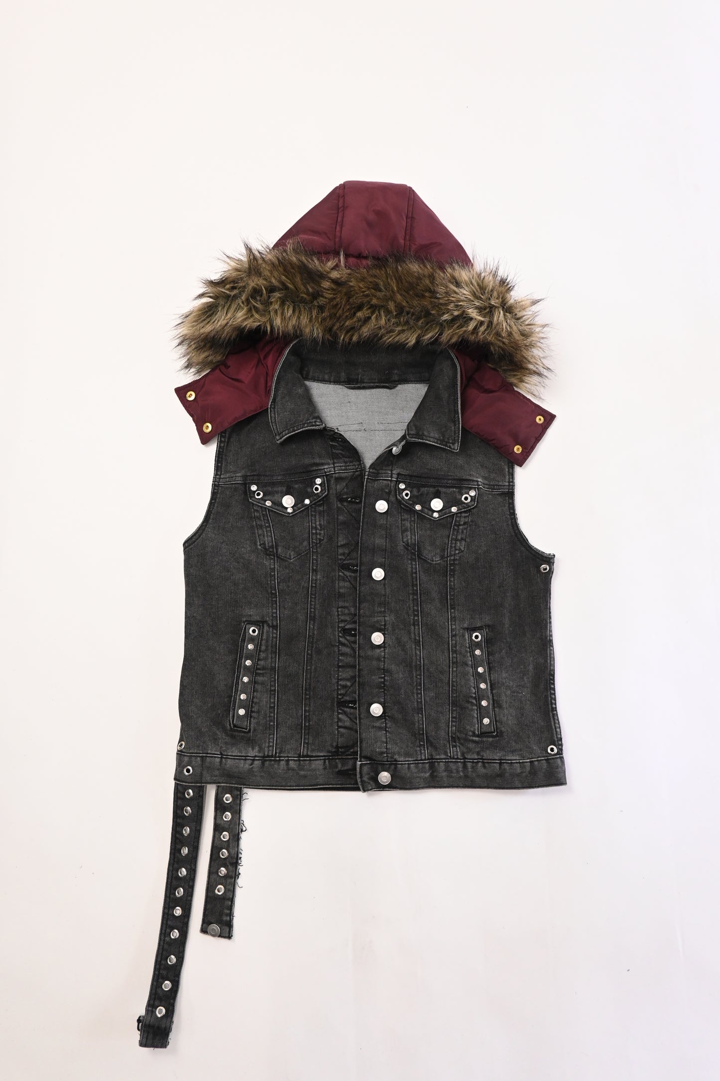 TIEN VEST (size S)