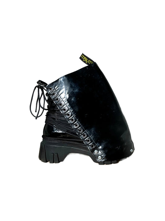 HOOF BOOTS