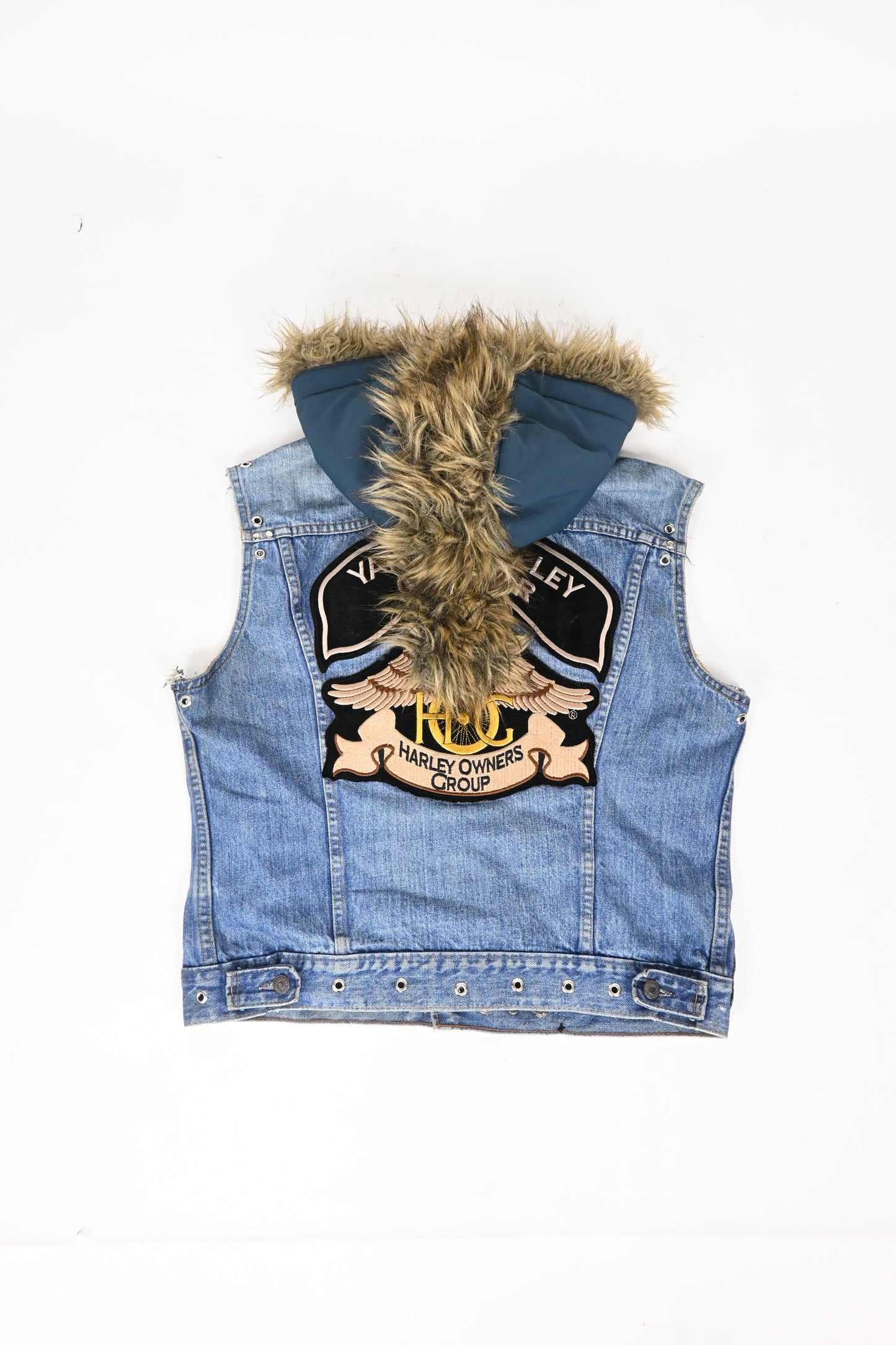 HOG PATCH VEST