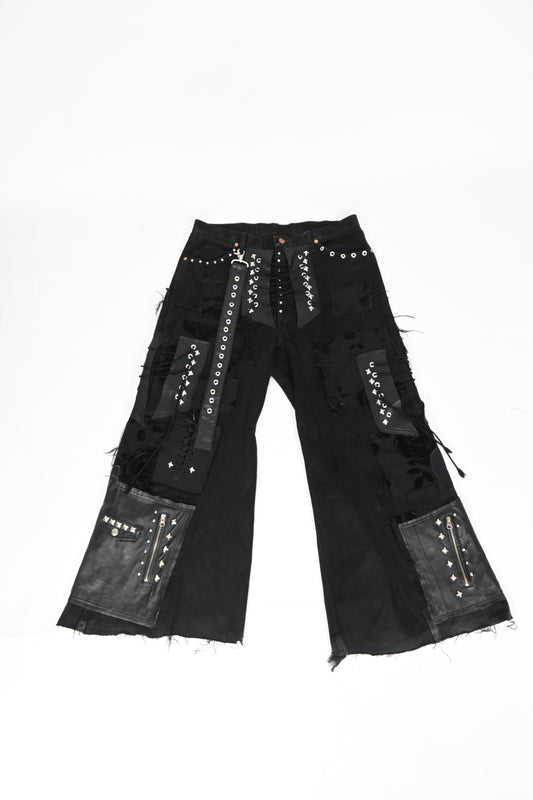 Black roses baggy denim