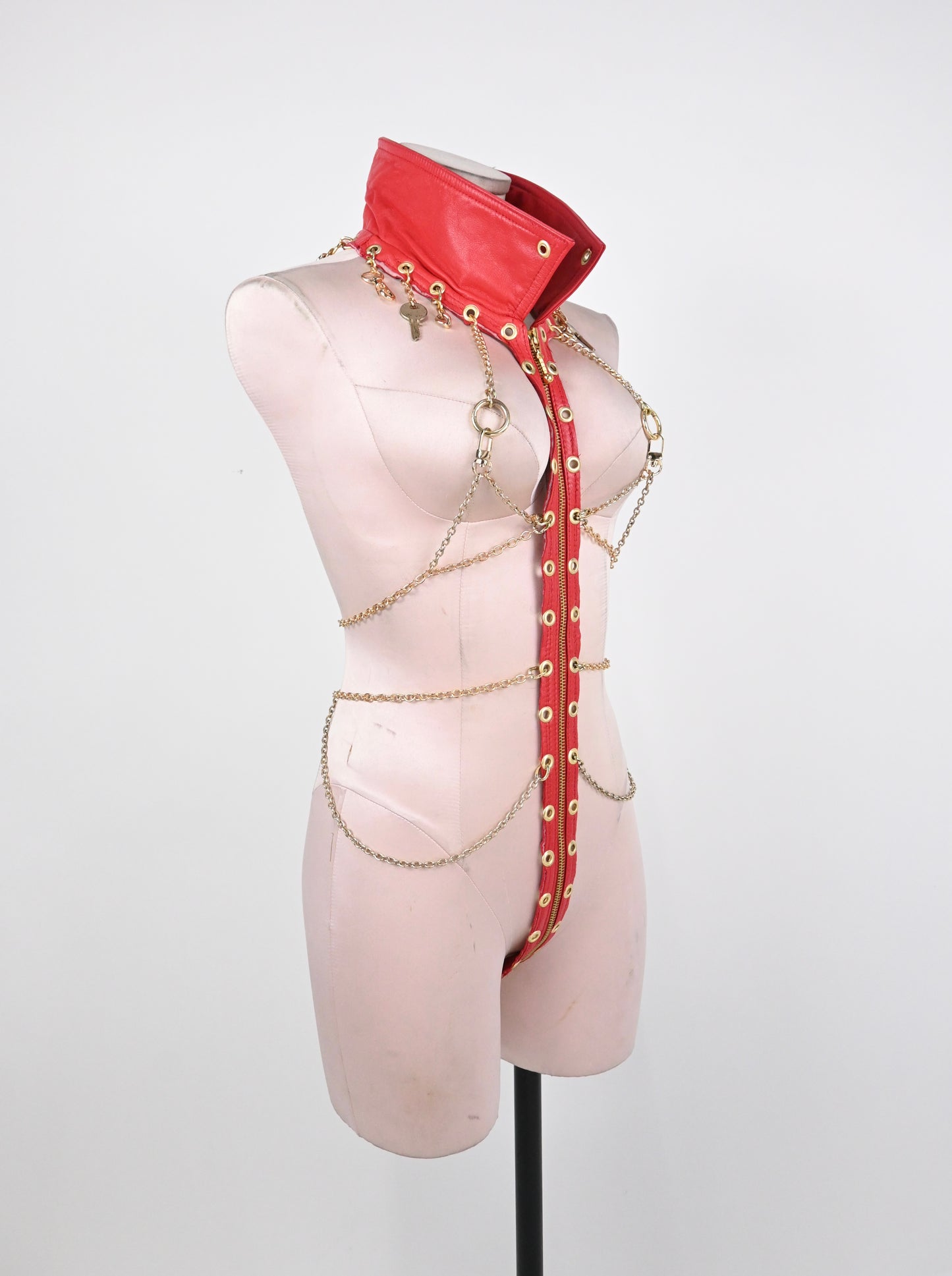 RED KEY HARNESS