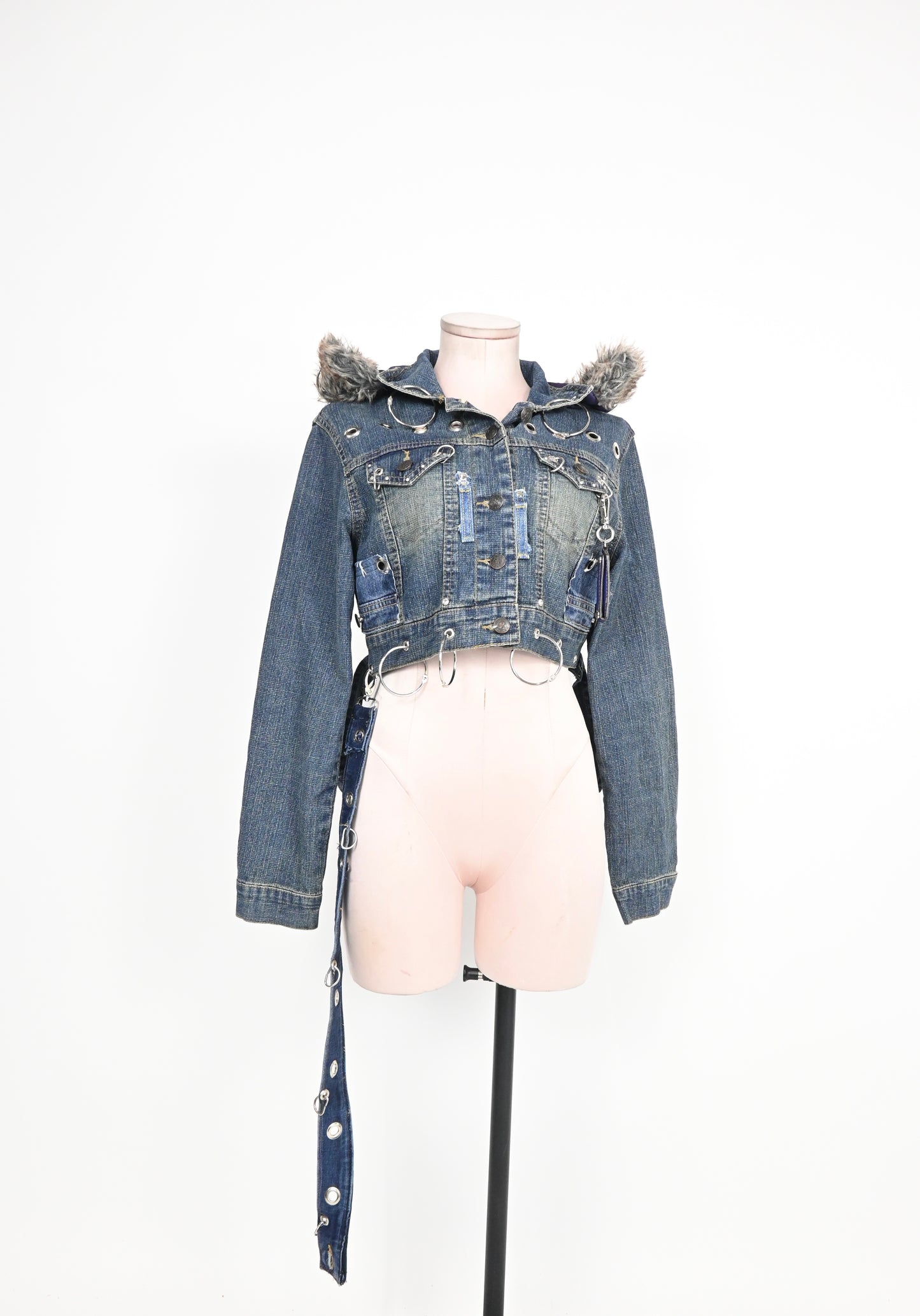 DENIM JACKET