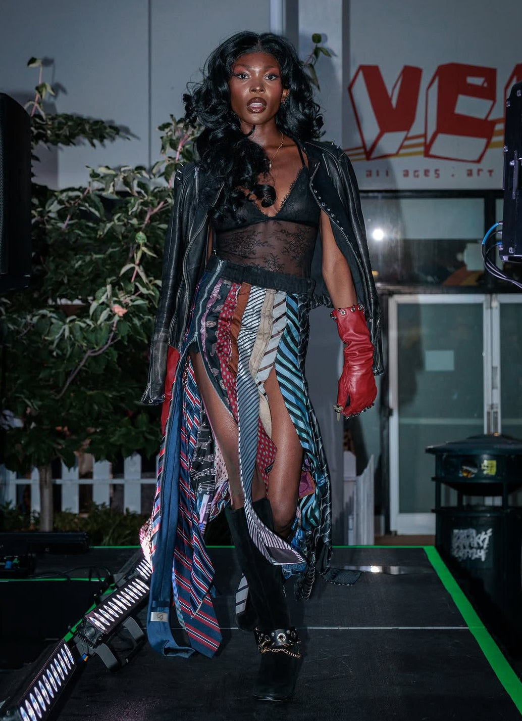 LEATHER SPIKE JACKET