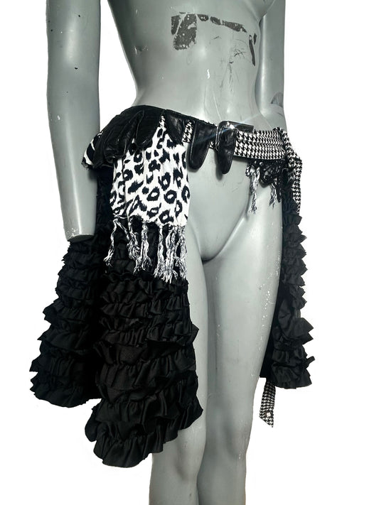 WRAP SKIRT-FINGERS
